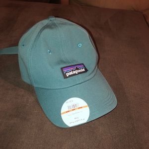 NWT Teal Patagonia Cap